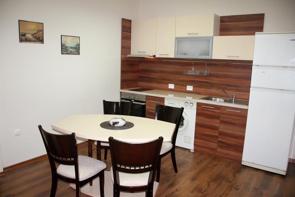 Diva Apartment Varna Esterno foto